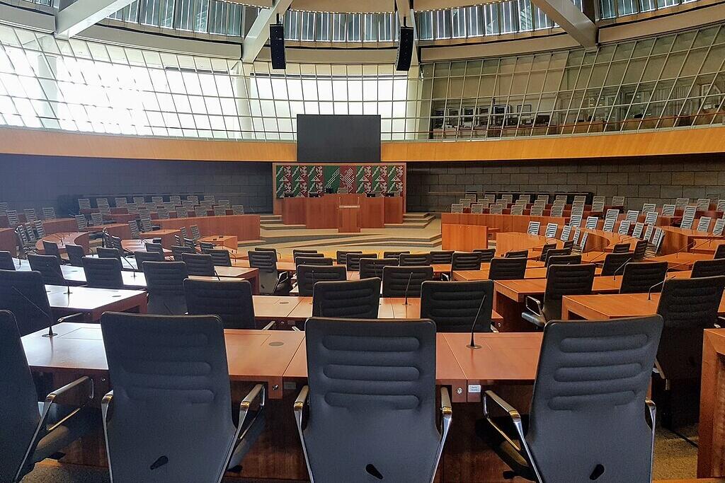 Hier werden Entscheidungen getroffen: Plenarsaal im Landtag NRW