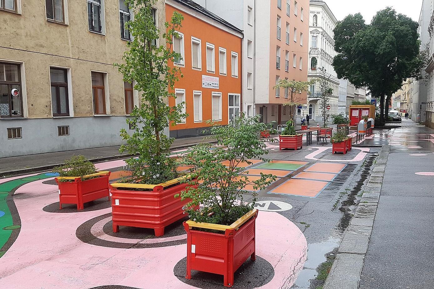 Schulzone als Teil eines Superblocks in Wien (2023)
