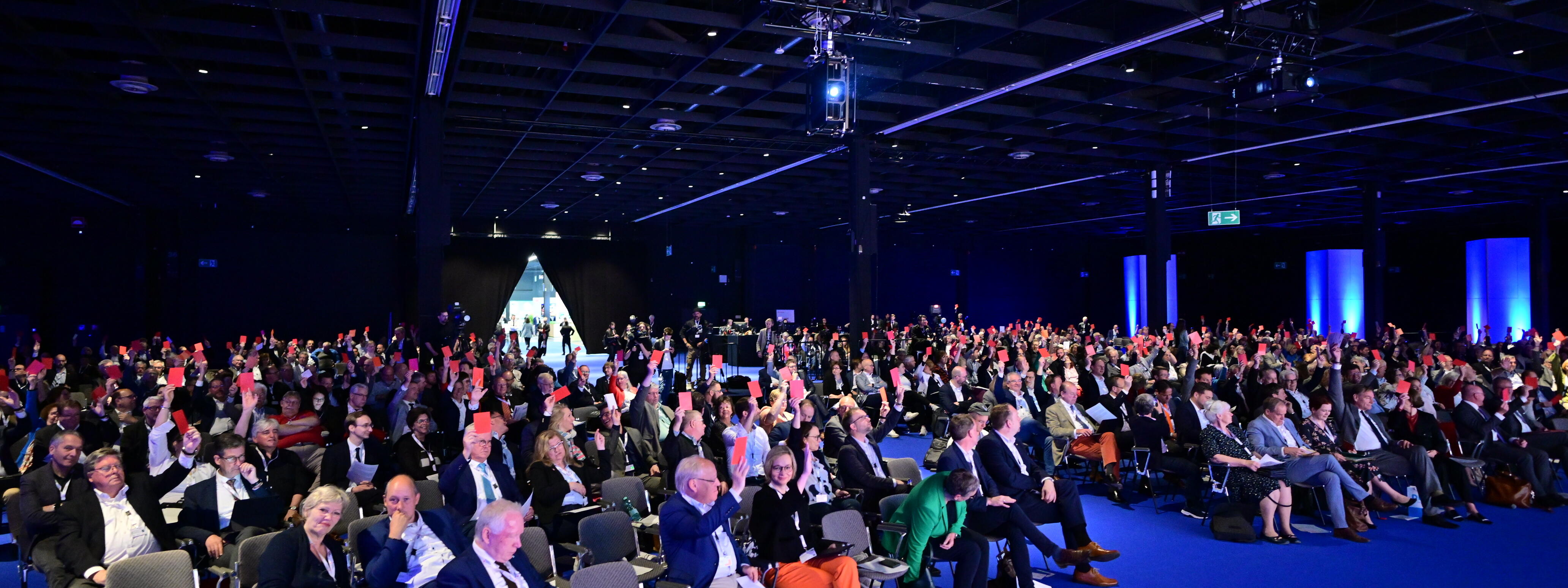 Ein Bild des Plenums bei der Hauptversammlung des Städtetags in Köln
